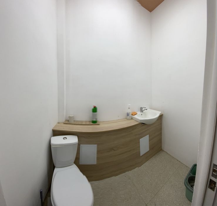 Ком.помещение 88кв.м. ЖК Каусар