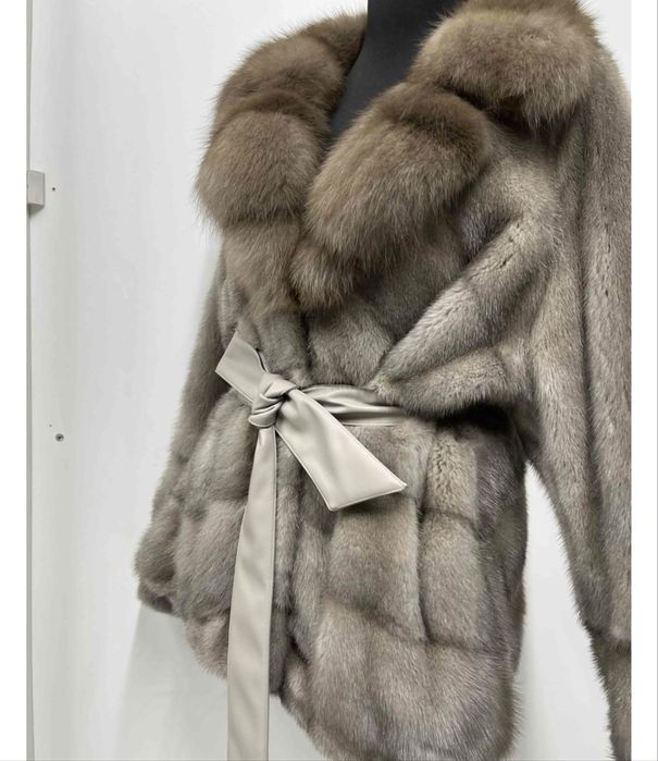 Шуба воротник соболь