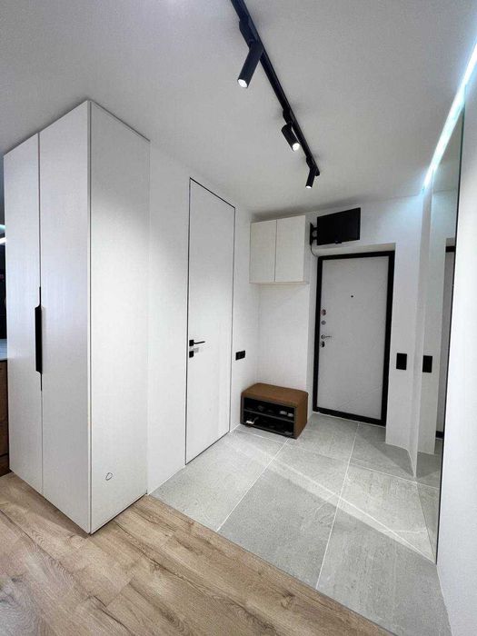 БИЙ Буз Базар 2х ком 80кв сдам после ремонта БЕЗ ЗАГСА! Никто не жил!