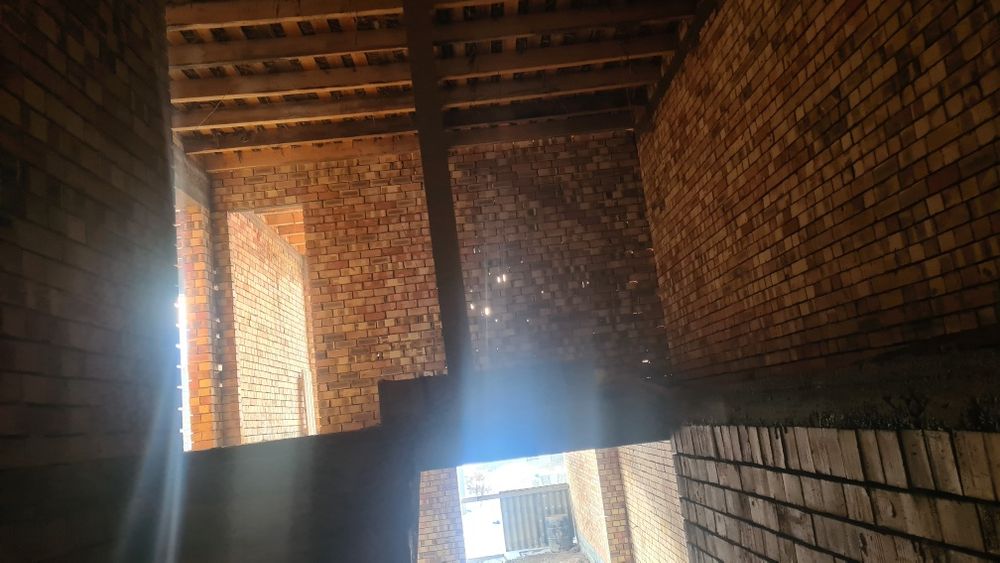 Коробка участка сотилади (уй хонодон)