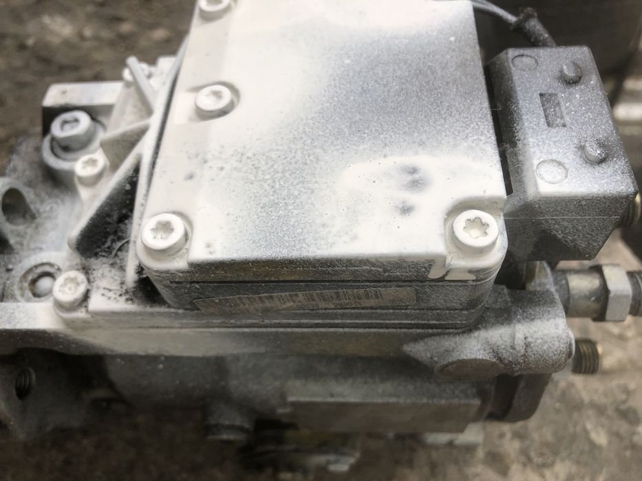 Pompa injectie nissan nisan navara 2.5 d22