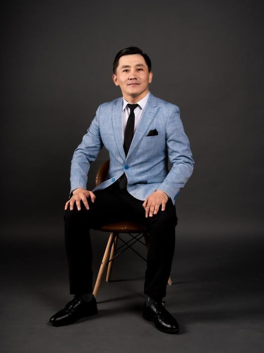 Асаба/тамада/шоумен