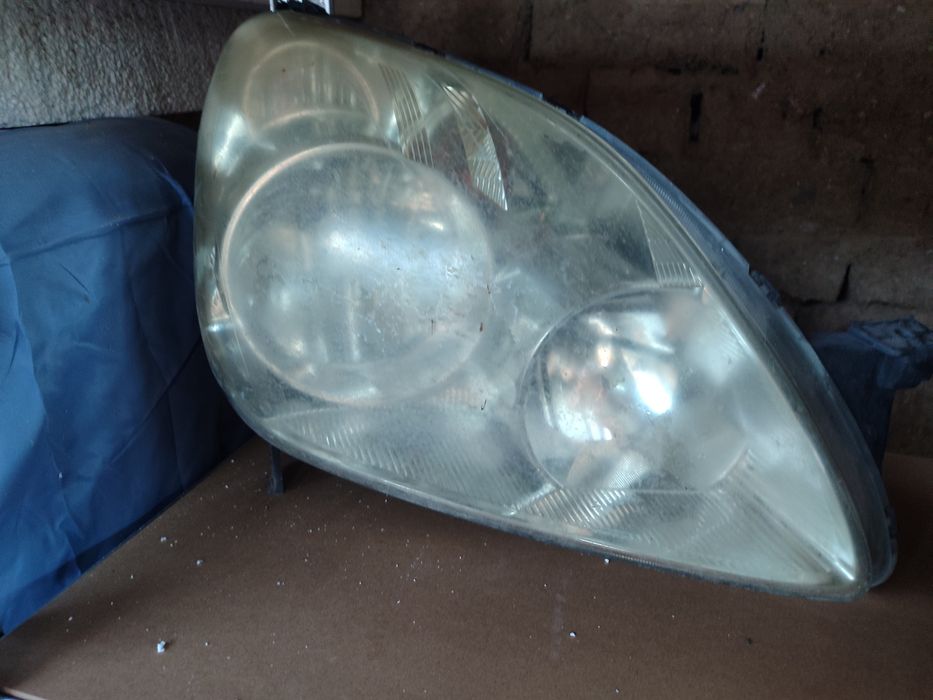 Фарове за Хонда цр-в 2005г.