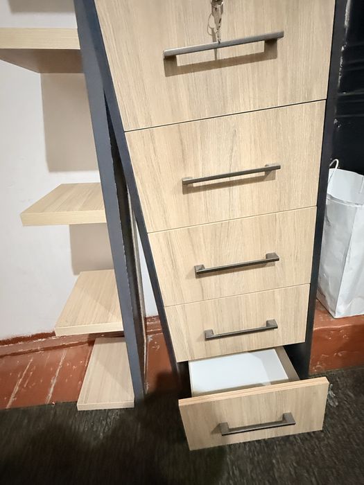 Mebel salon uchun
