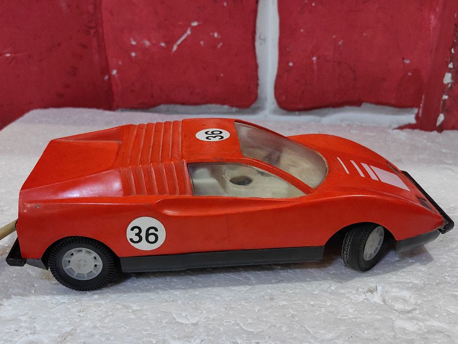 Стара играчка количка с дистанционно управление