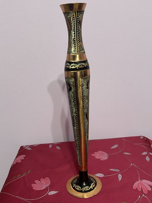 Vază turcească din cupru – gravată