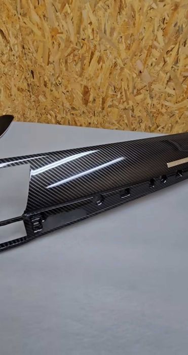 Audi s8 карбонов интериор лайсни