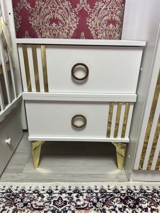 Спальная гарнитура сатылады