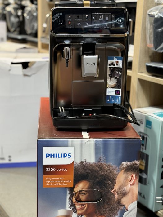 Espressor automat Philips seria 3300 EP3326/90, negru/auriu