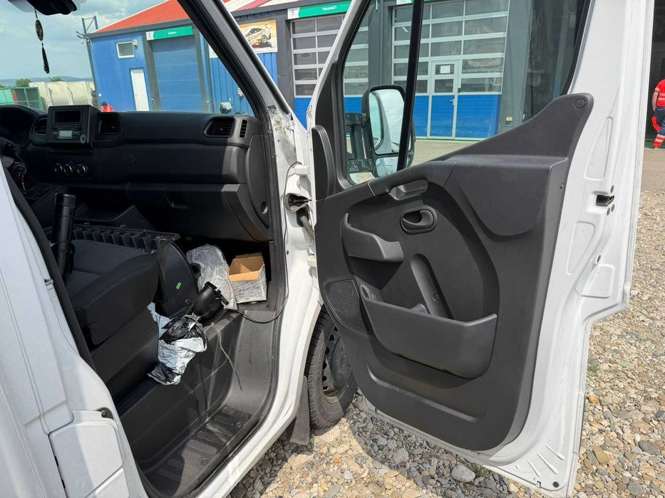 Renault Master Prelata 8pal 2023