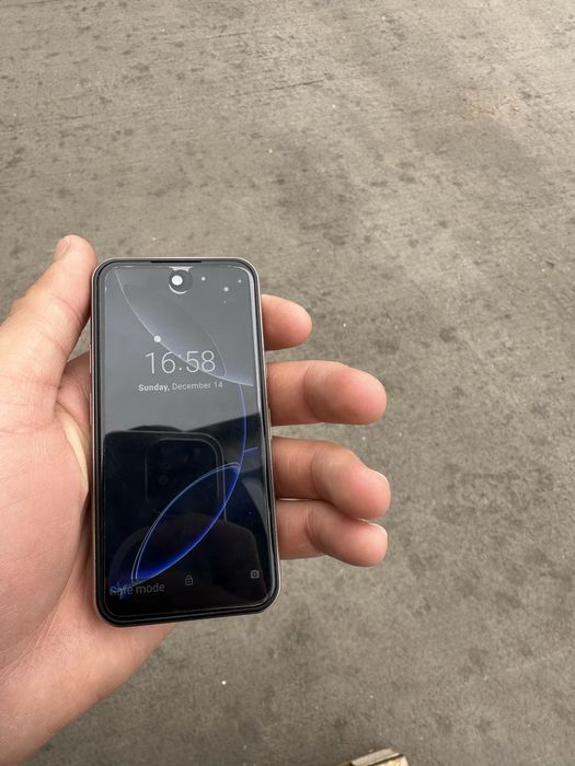 Iphone 17 pro max mini yengi bitta qoldi kelishamiz