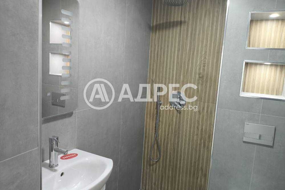 Апартамент след основен ремонт в централната част на града!