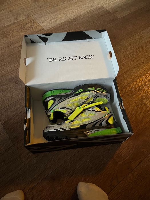 off white шузы  кислотные