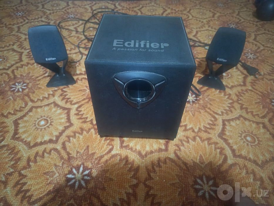 Аудио колонка Edifier состояние нормальное