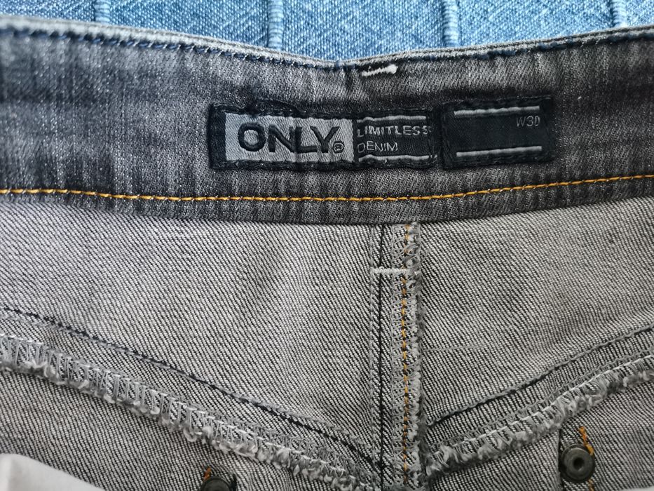 Дънкови поли - 5 лв.