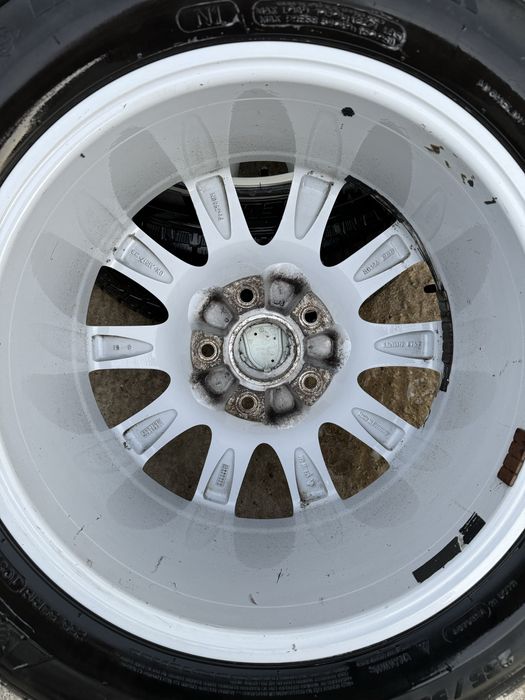 Jante 18"  5x130  8J ET53  255/55/18 M+S