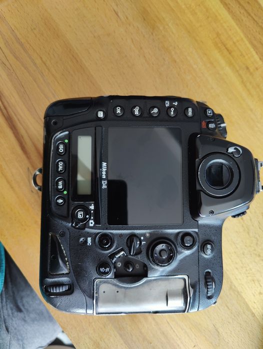 Nikon D4, обмен