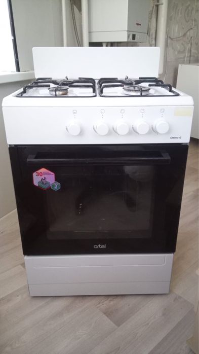 Продам газовую плиту
