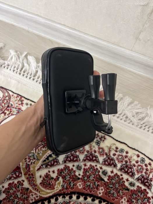 Держатель телефона на мопед