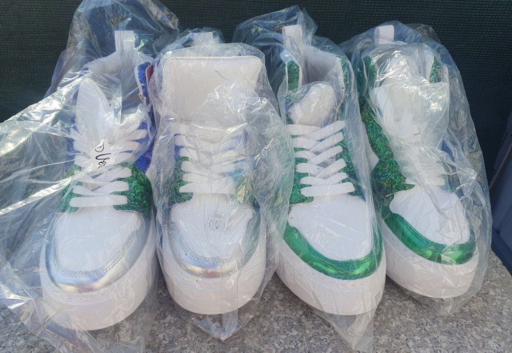 Adidas gheata 2 modele nr.40