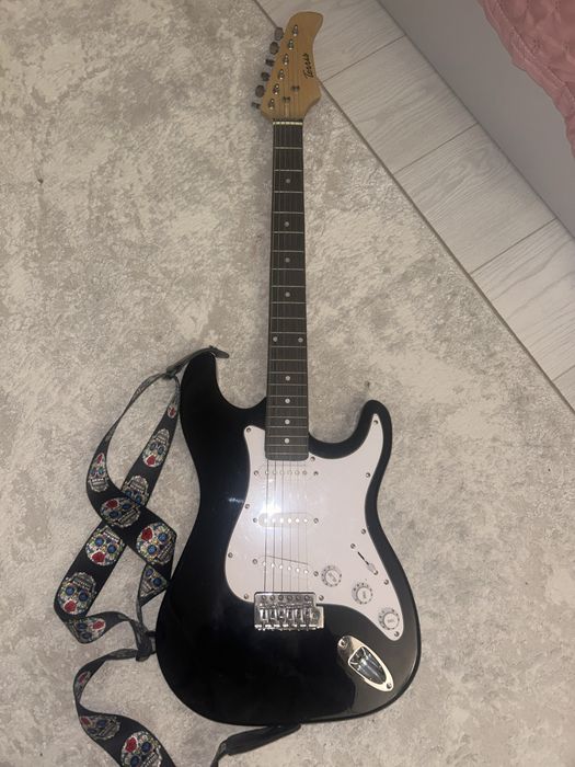 Электрогитара