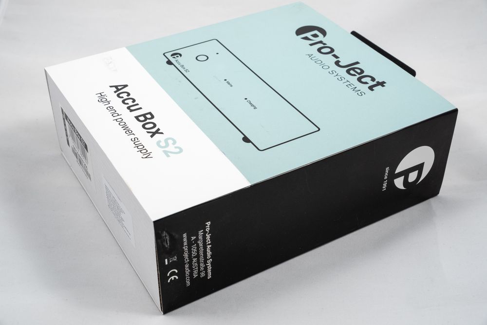 Аккумуляторный блок питания Pro-Ject Accu Box S2