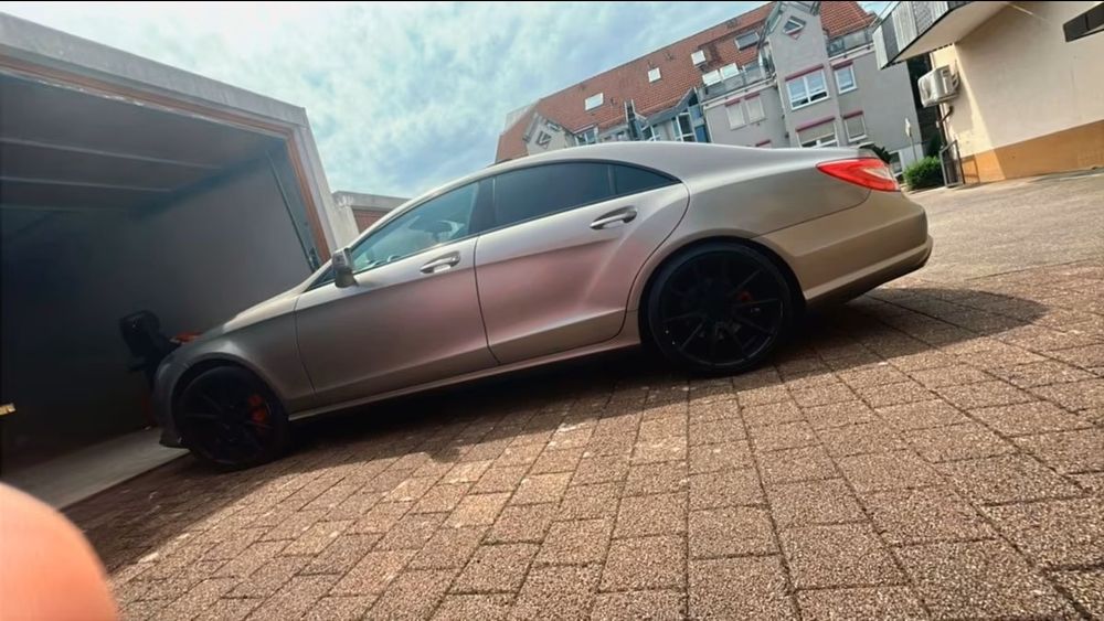 Mercedes CLS500 на части