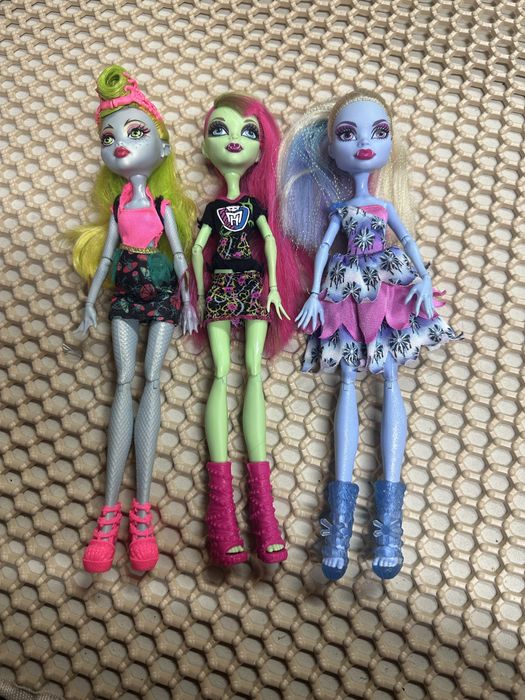 Продам кукол монстр хай!