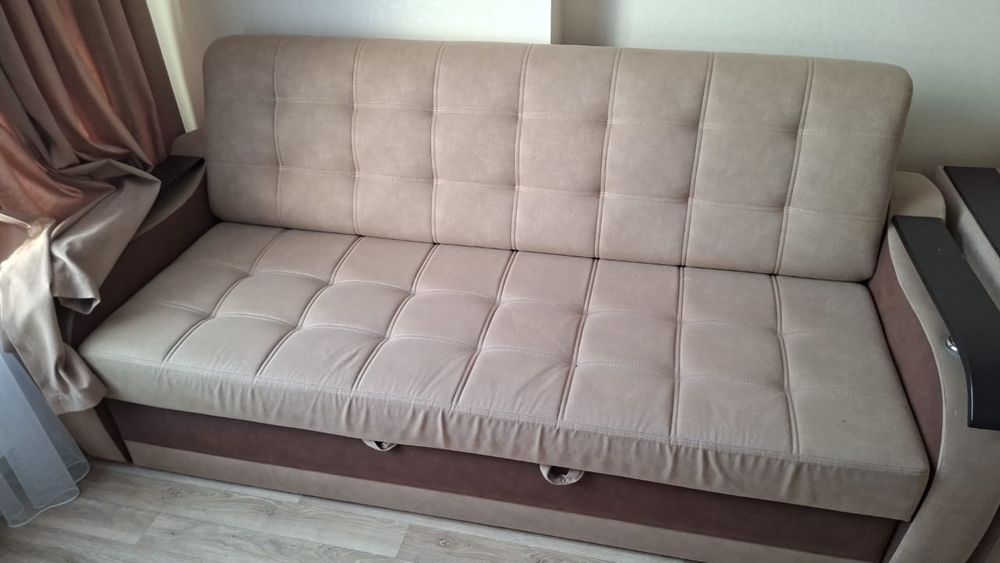 Продам. Диван  в хорошем состоянии