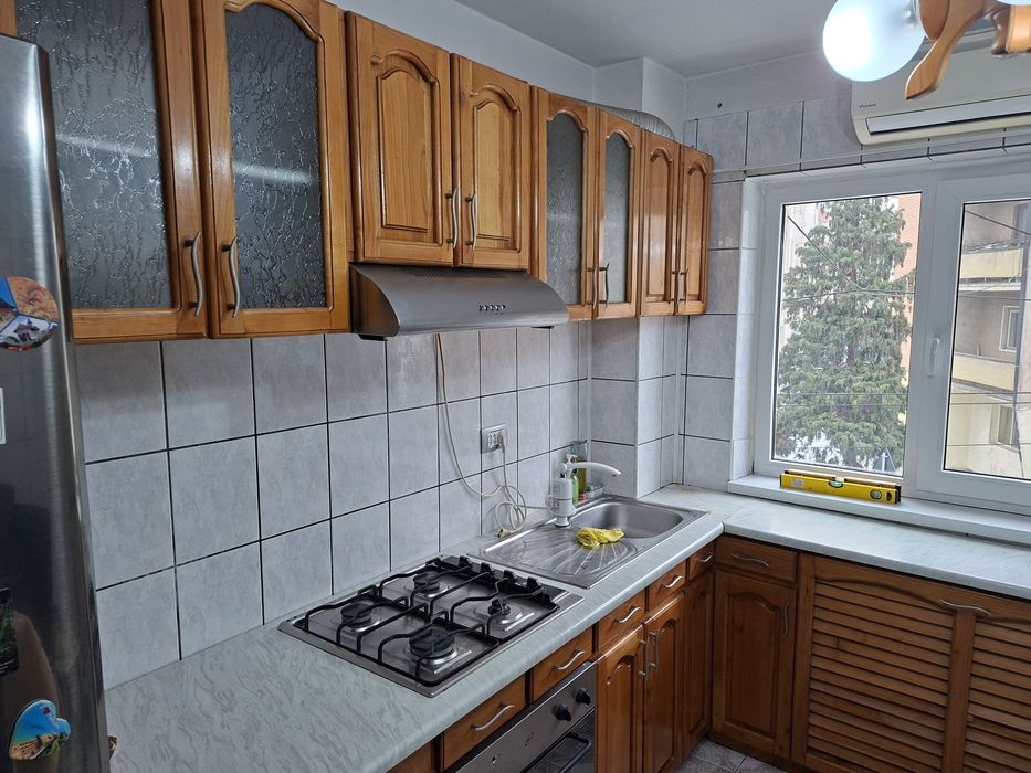 Mobila cireșe bucătărie