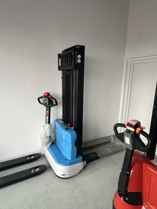 Liza Electrica cu Catarg Transpaleta 1.2