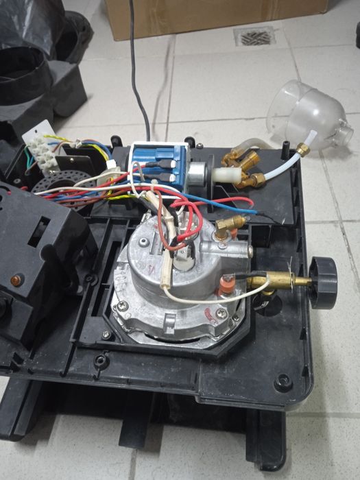 Кофеварка на запчасти