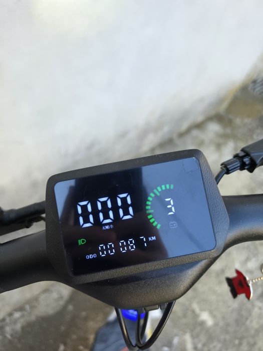 Kukirin A1 (100km)