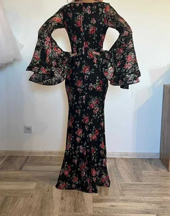 Rochie de ocazie tip sirena-material dantela elastica