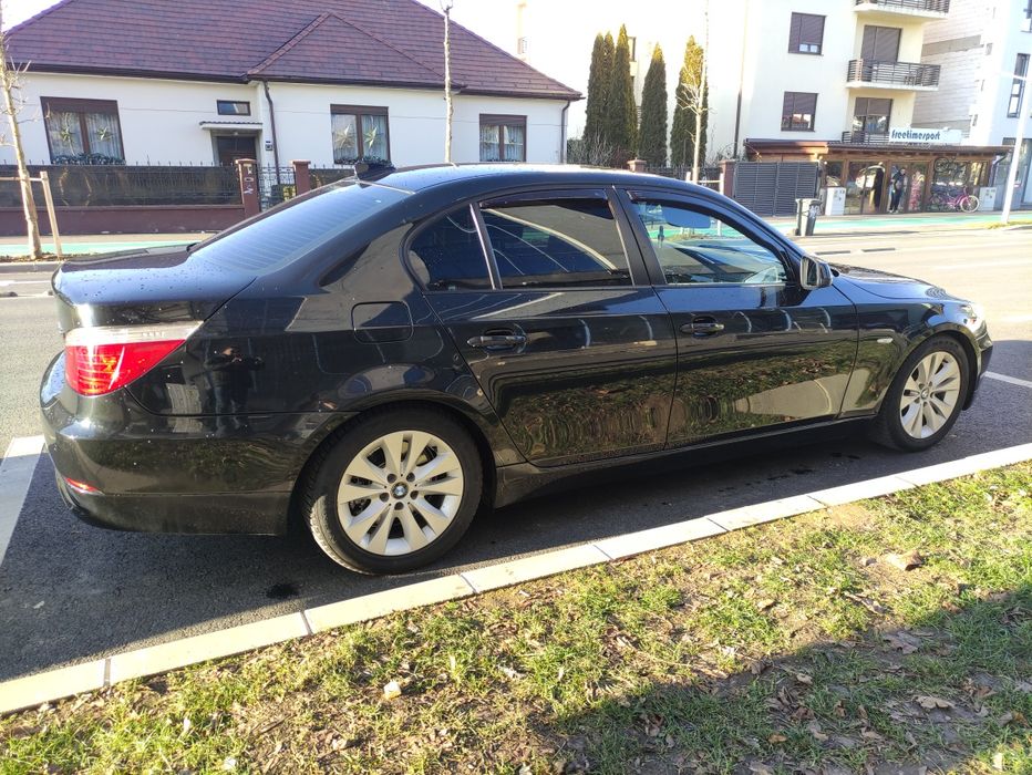 BMW 5 Series 2010 — imagine 2