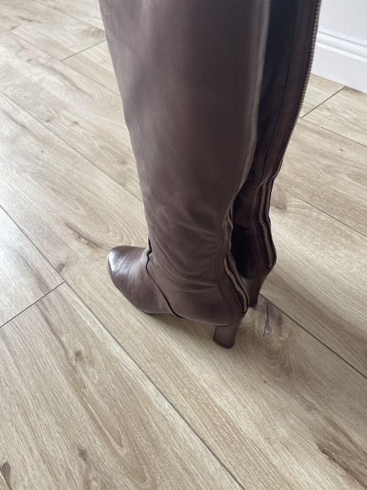 Продам женские сапоги