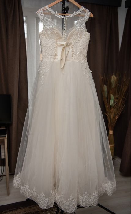 Rochie de mireasă de vânzare
