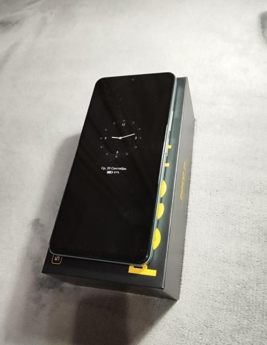 POCO F4, 5G, 8/128гб