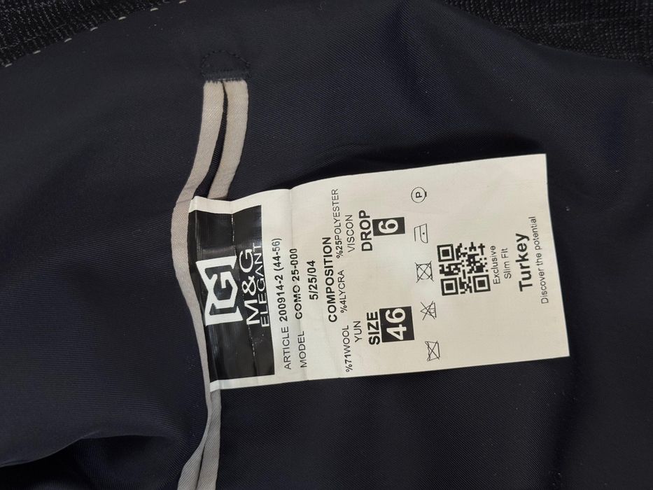 Продам костюм тройка.