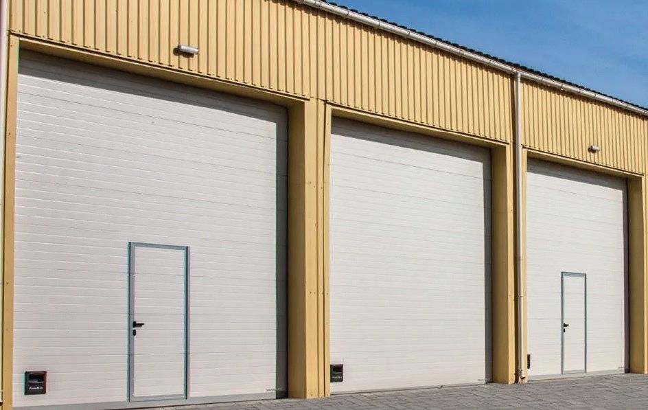 Ворота гаражные , промышленные