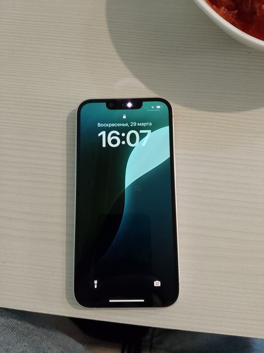 Продам или обменяю айфон 13