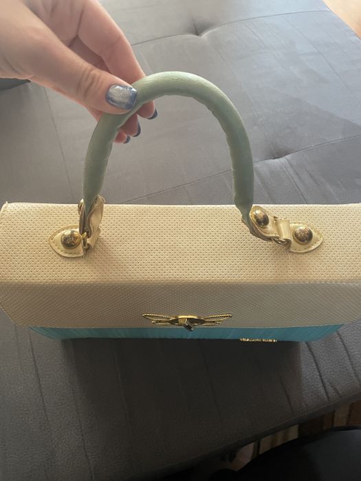 Дамска чанта