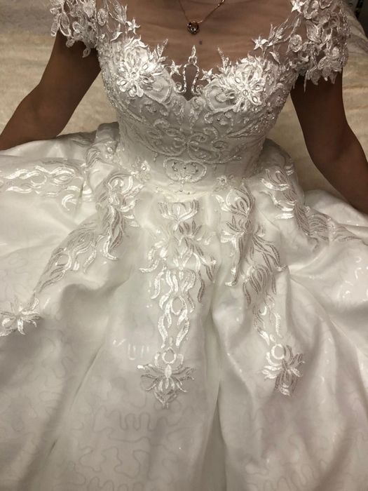 Продам свадебное платье