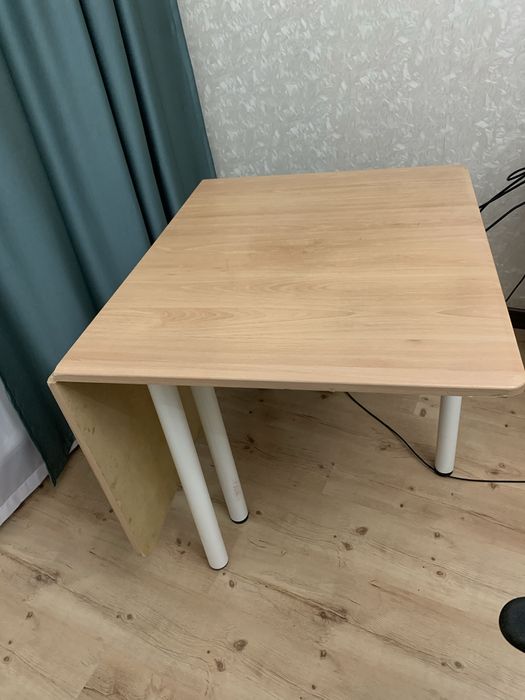 Продаю стол складной