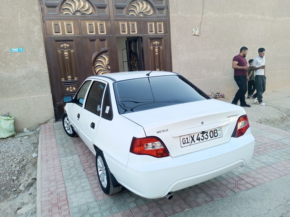 Neksiya 2 sotiladi 2014 radnoy mashina