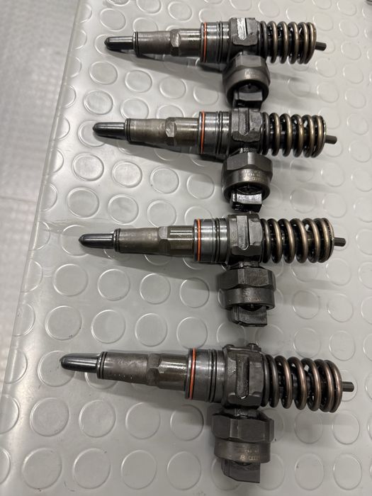 Дюзи за фолксваген голф/бора/октавия 1,9тди 116ксVW  golf bora Octavia