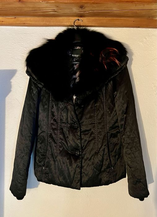 Geaca de iarna cu guler de blană