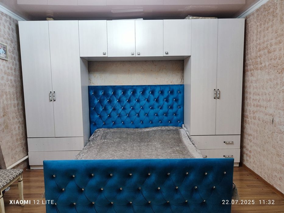 Спальный гарнитур