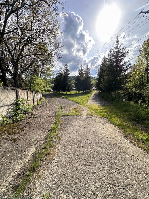 Proprietate premium 11,5 ha-teren intravilan si constructii