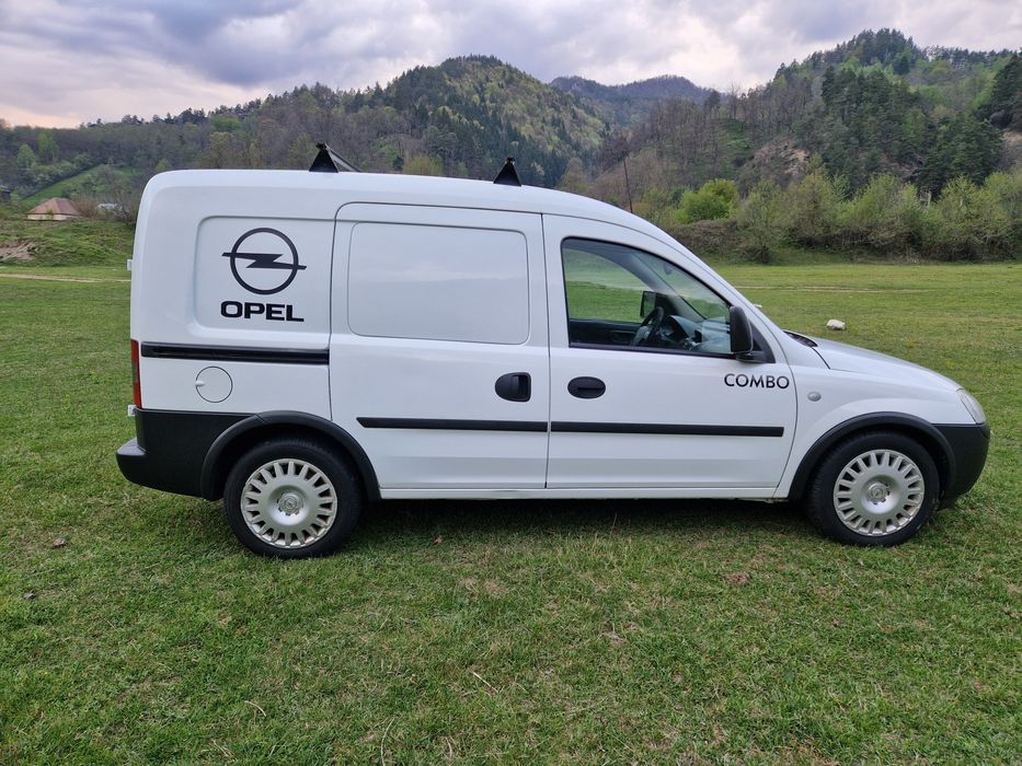 Opel combo 1.3 diesel, 197.000 km